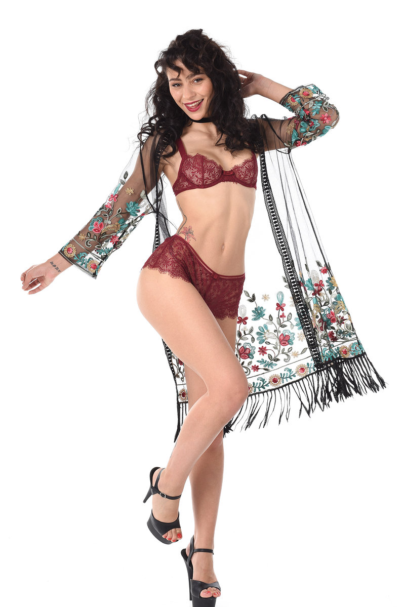 Надежда, 20 лет, 1 размер груди